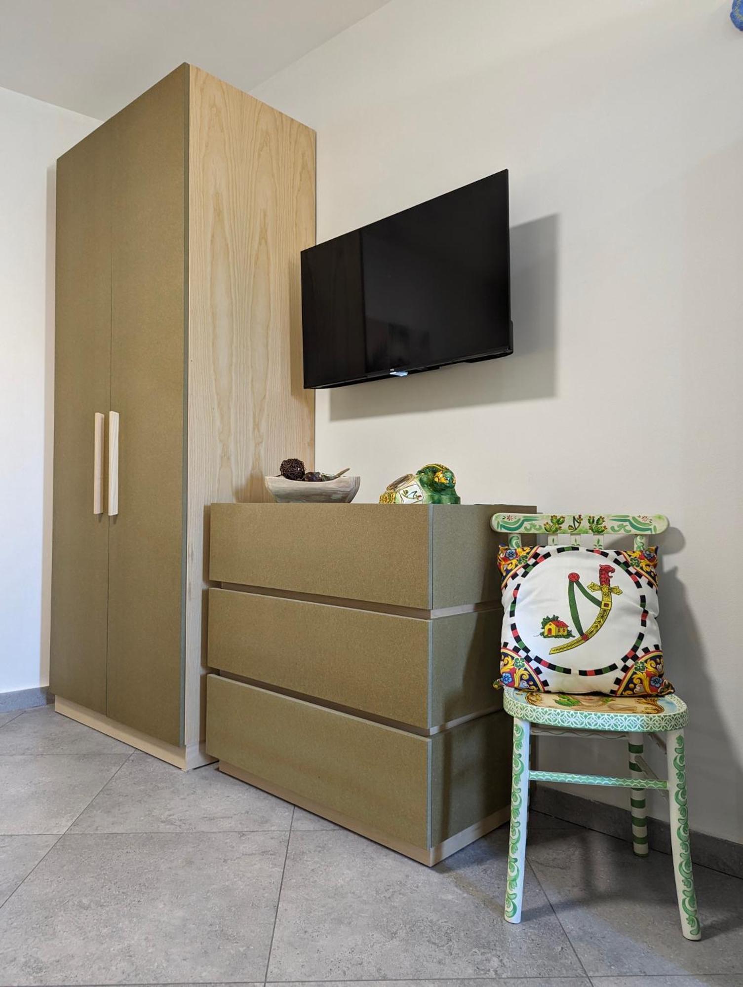 I Colori Della Sicilia Apartment Чинизи Екстериор снимка