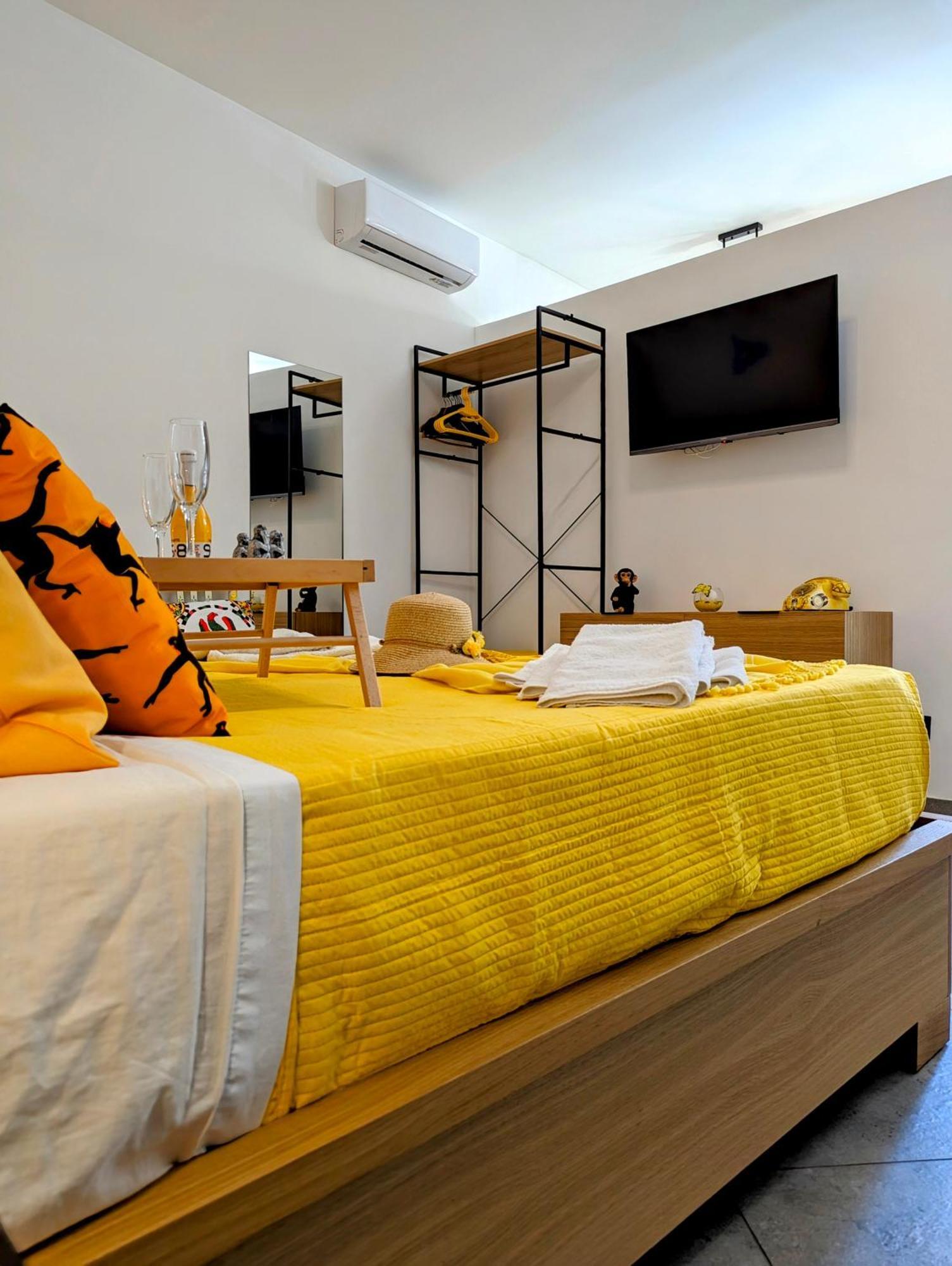 I Colori Della Sicilia Apartment Чинизи Екстериор снимка