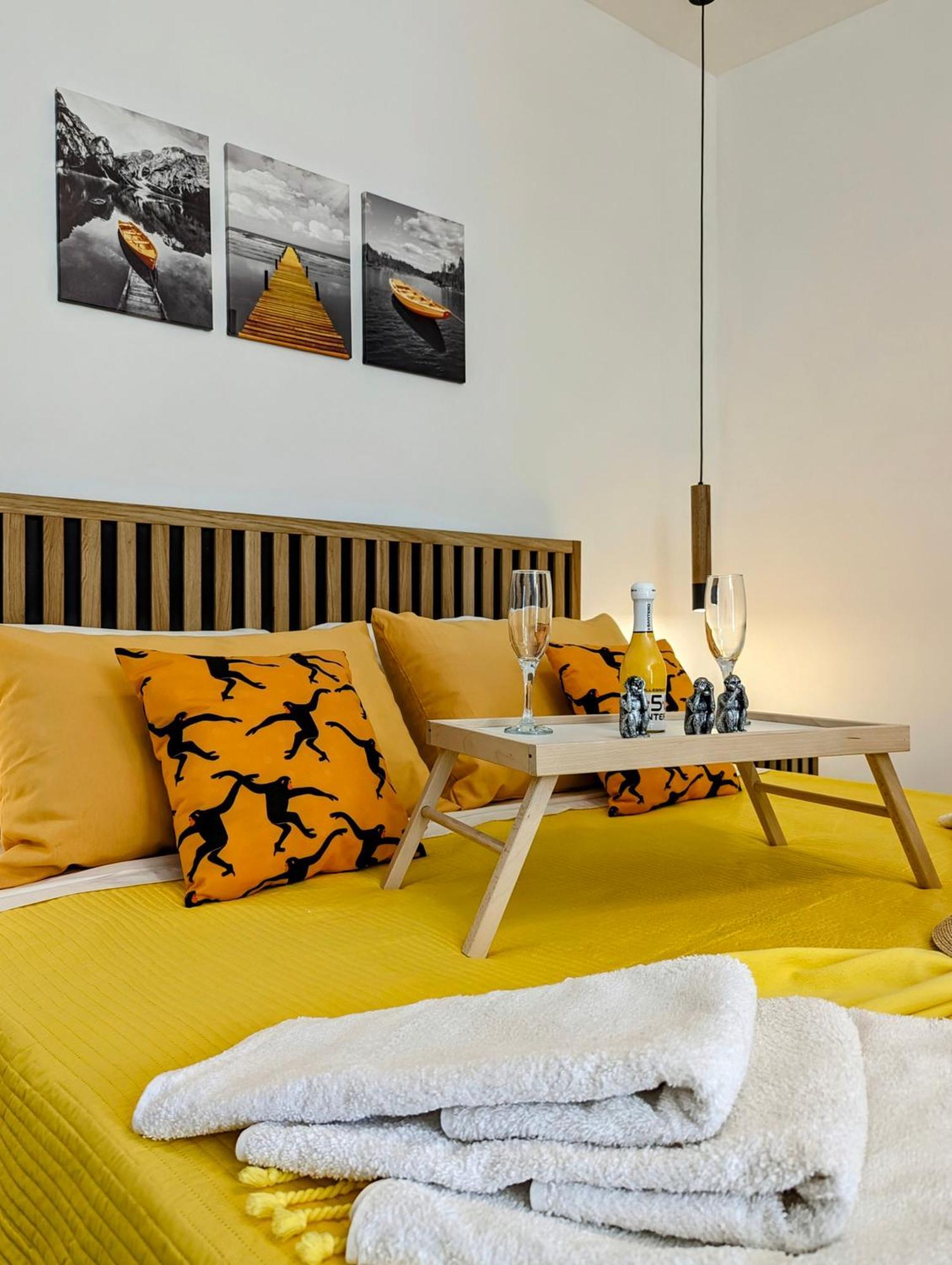 I Colori Della Sicilia Apartment Чинизи Екстериор снимка