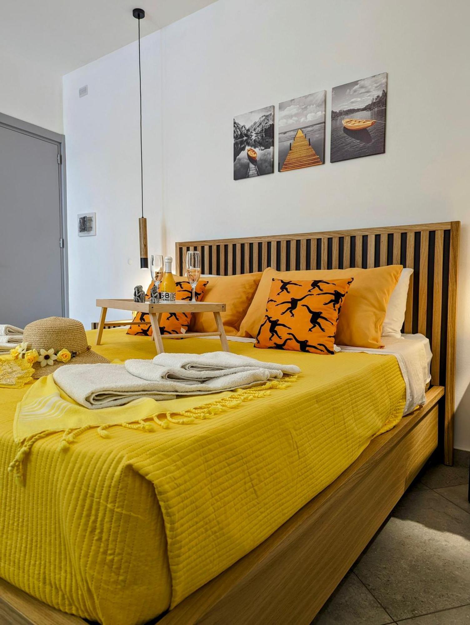 I Colori Della Sicilia Apartment Чинизи Екстериор снимка