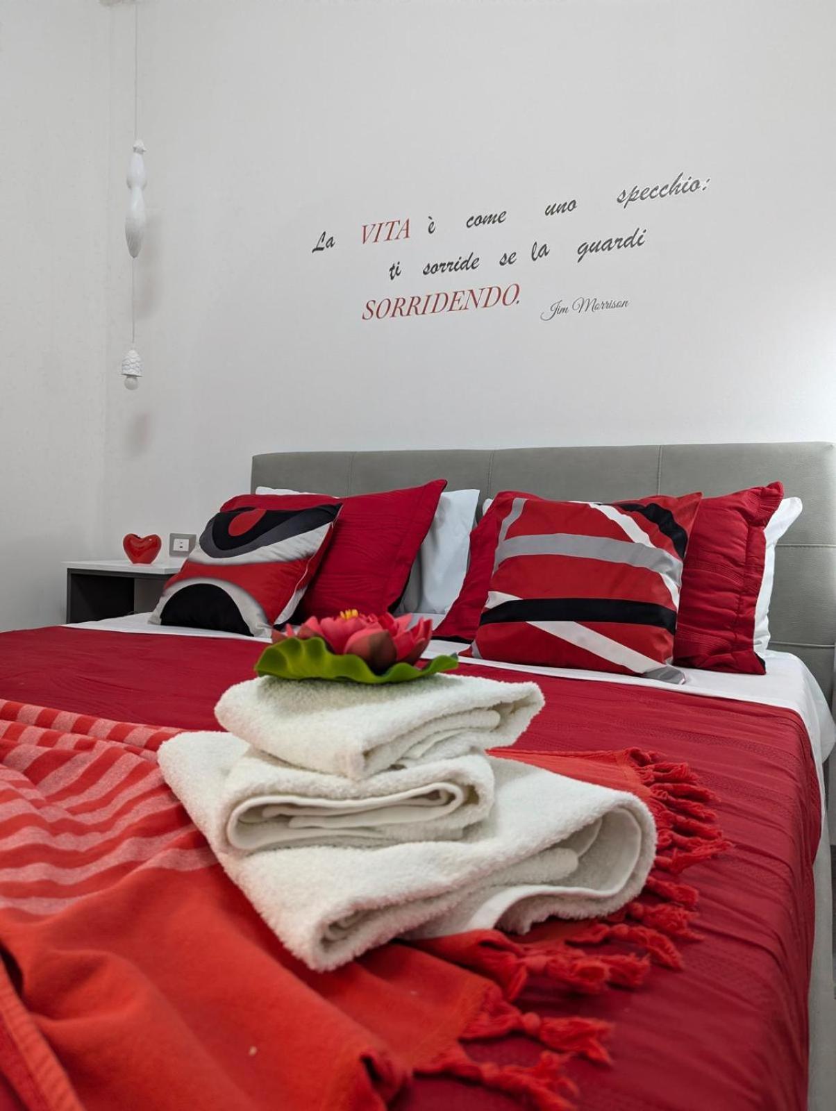 I Colori Della Sicilia Apartment Чинизи Екстериор снимка