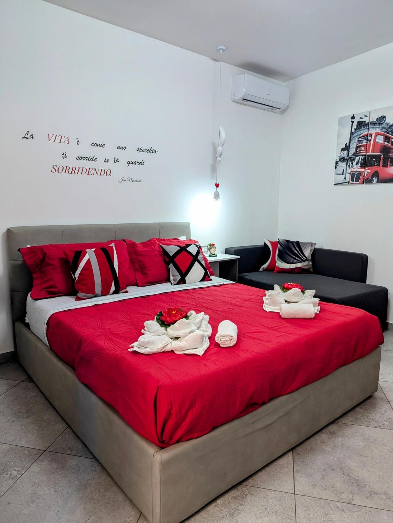 I Colori Della Sicilia Apartment Чинизи Екстериор снимка